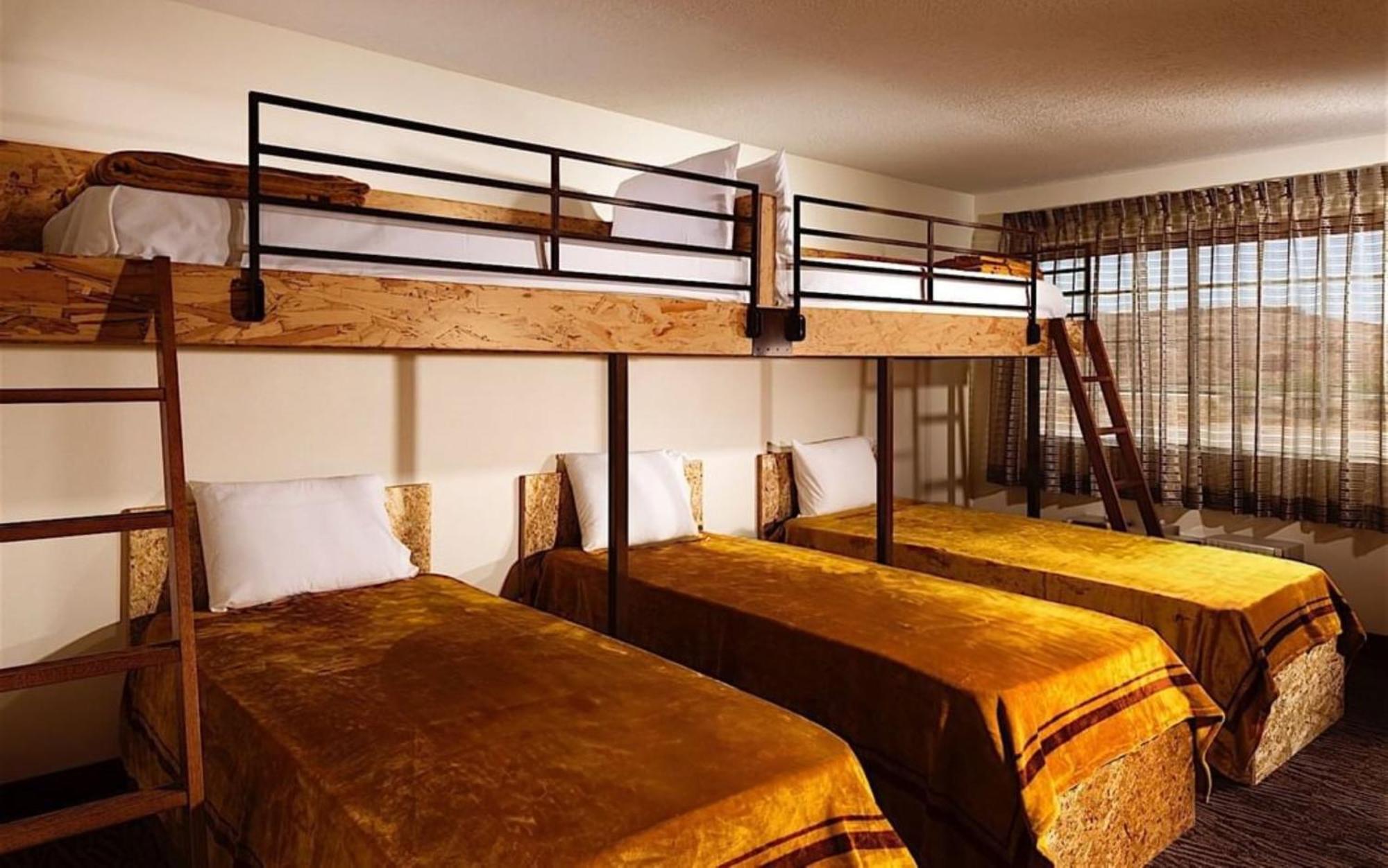 By Ihg Hotel 3*