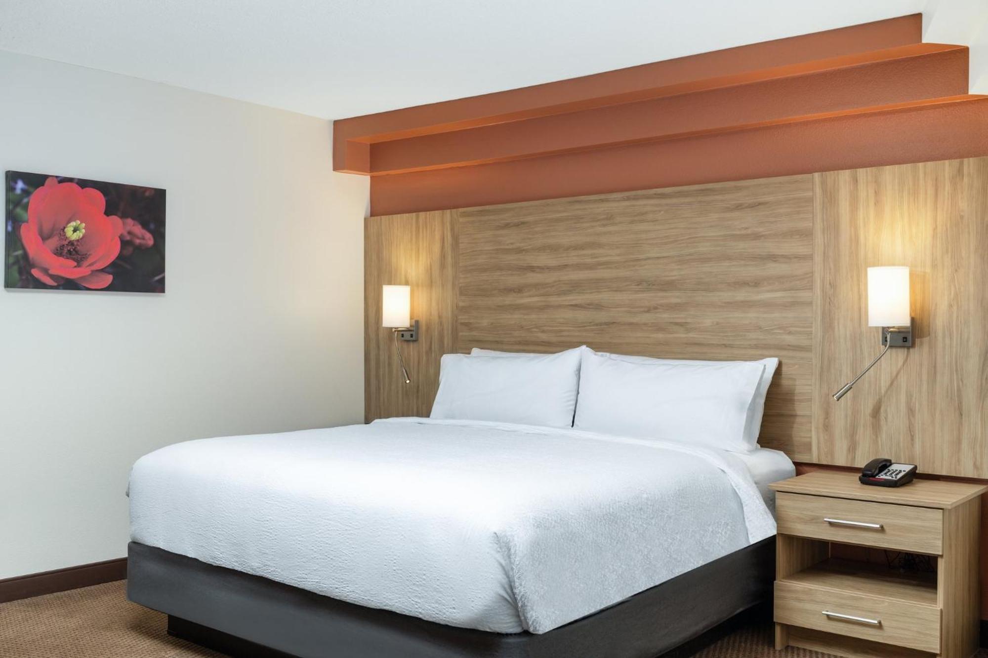 Hotel By Ihg Mesquite