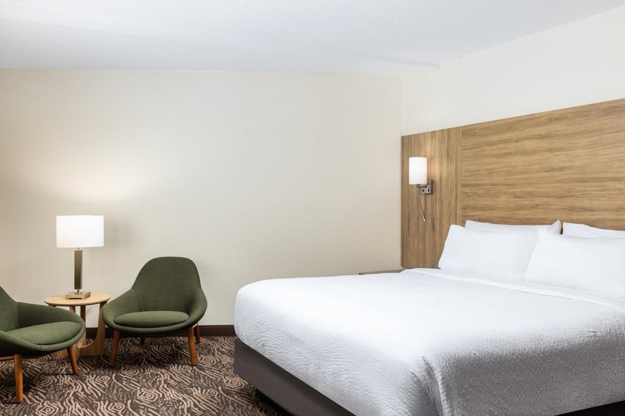 By Ihg Hotel 3*